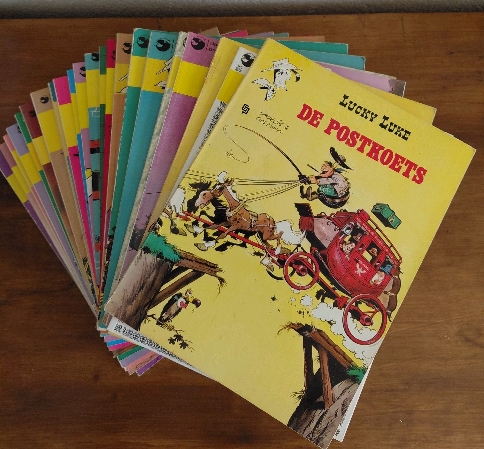 Lucky Luke stripboeken - Dargaud / Oberon serie, Meerdere stripboeken, Ophalen of Verzenden, Gelezen, Morris