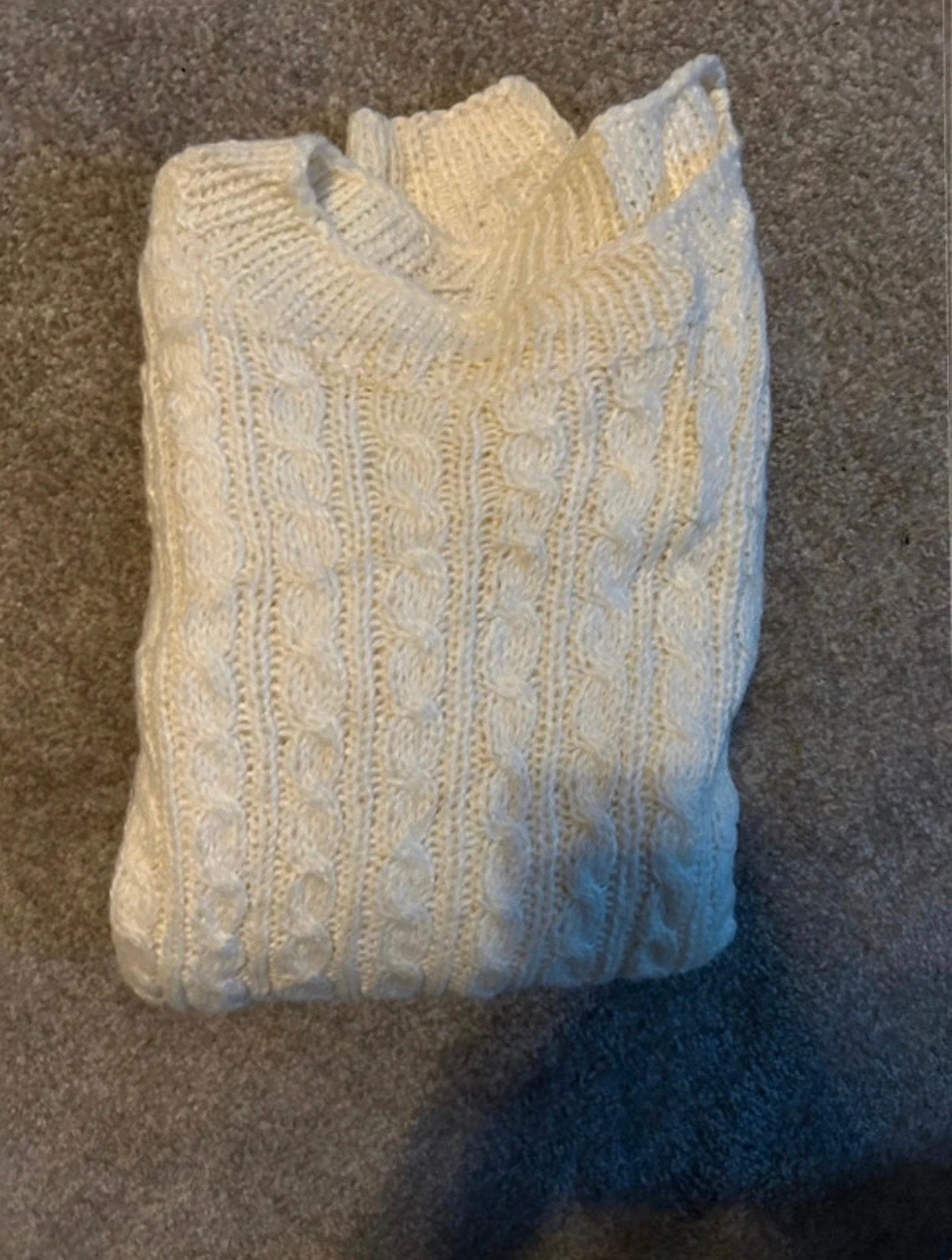 Dun wollen trui beige, Ophalen of Verzenden, Zo goed als nieuw, Maat 36 (S), Beige