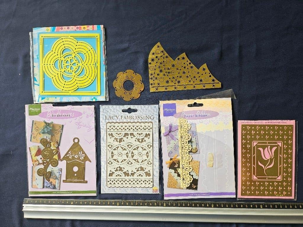 Embossing stencils sjablonen mallen set 493, Ophalen of Verzenden, Zo goed als nieuw, Overige thema's, Pons of Mal