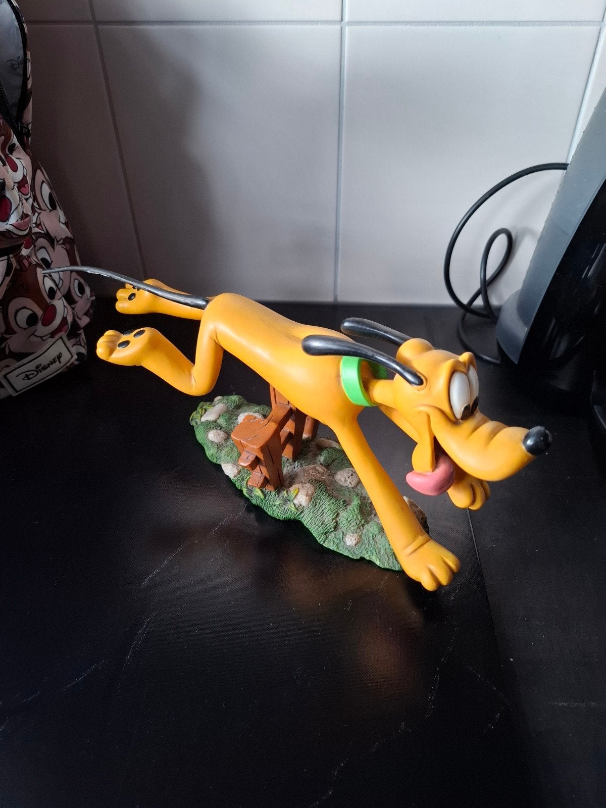 disney beeldje pluto, Ophalen, Zo goed als nieuw, Beeldje of Figuurtje