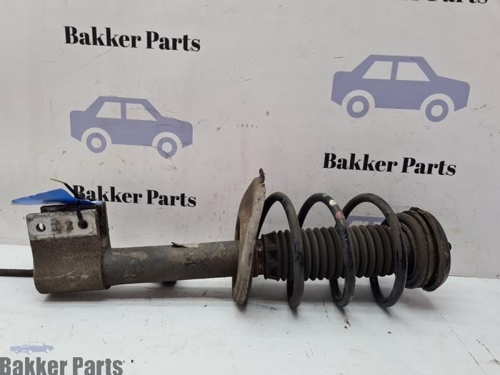 Schokdemperpoot rechts-voor van een Citroen DS4, Gebruikt, -, Ophalen of Verzenden, -