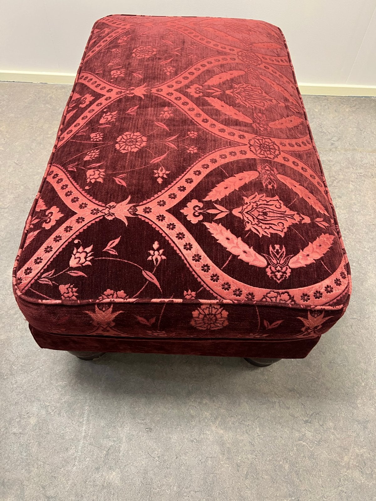 Bordeauxrode poef met patroon - 100x60x40 cm, Ophalen, Gebruikt, 75 tot 100 cm, Stof
