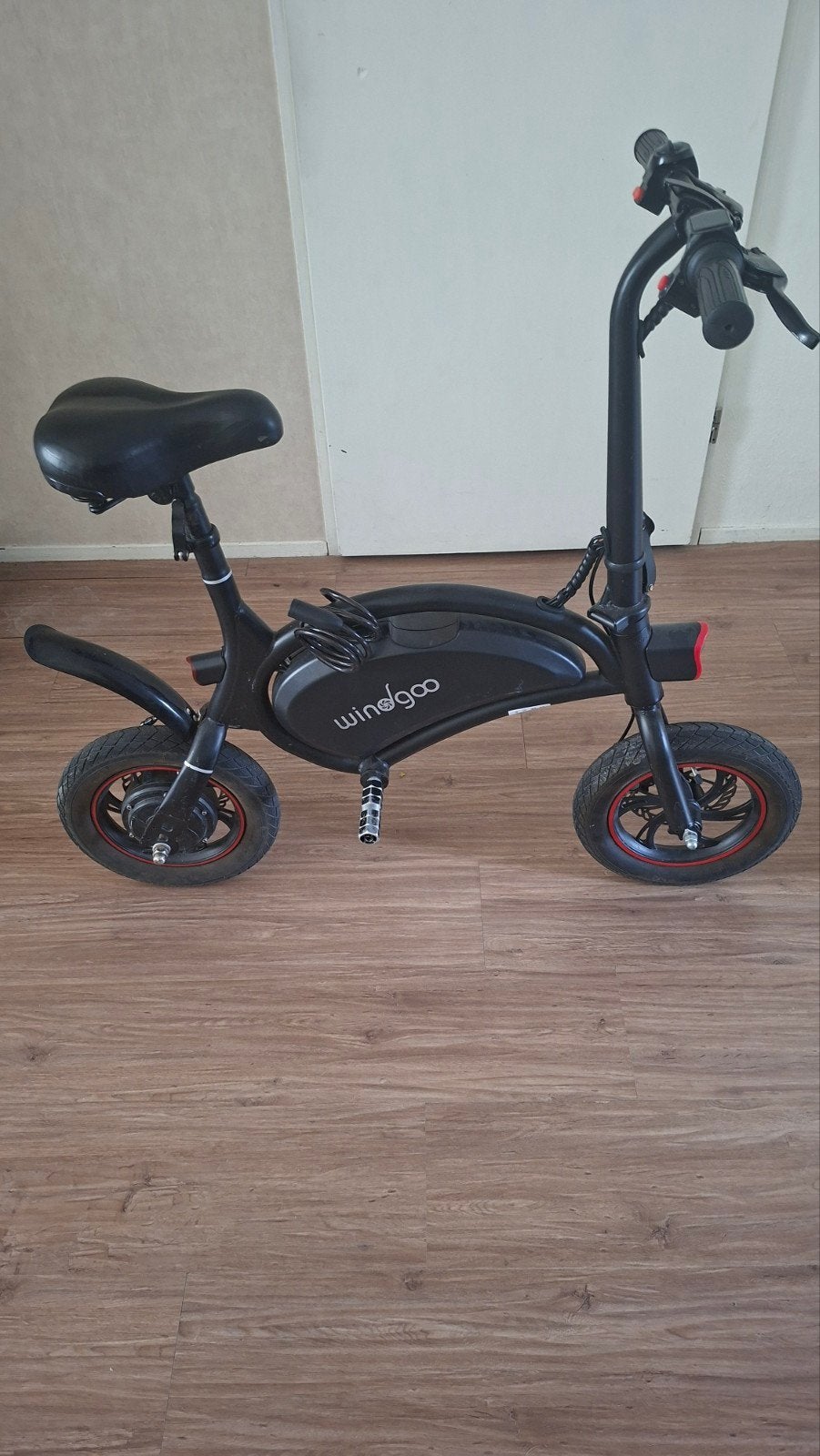 Windgoo met nieuwe accu, Fietsen en Brommers, Minder dan 30 km per accu, Gebruikt, Minder dan 47 cm, Ophalen