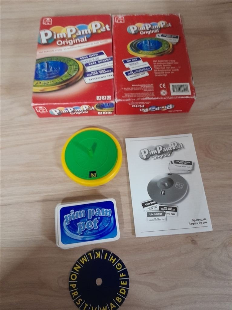 Pim pam pet original - s3324, Hobby en Vrije tijd, Gezelschapsspellen | Bordspellen, Verzenden, Zo goed als nieuw