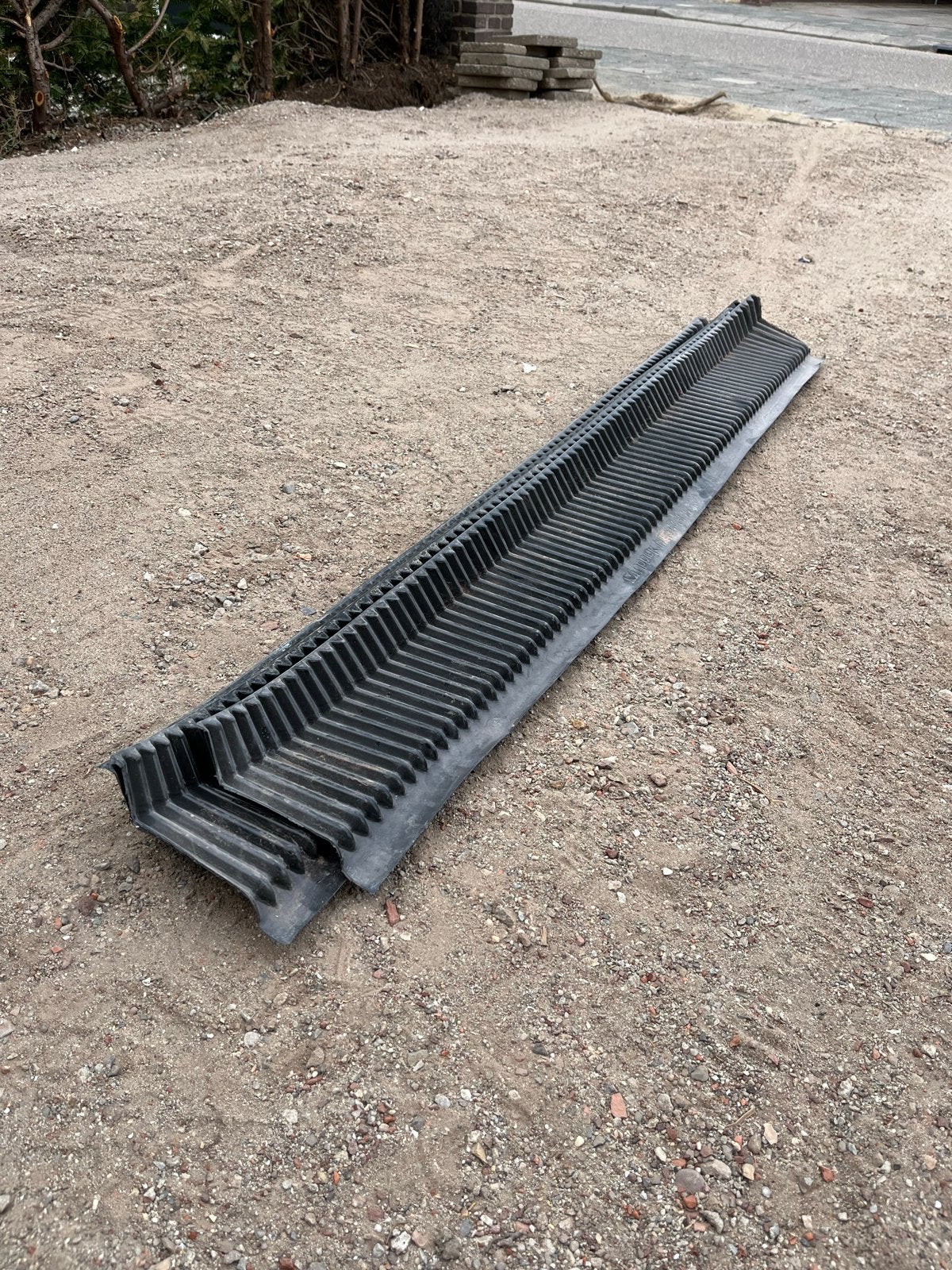 Spouw afdek profiel 7 stuks metselwerk, Ophalen, Kunststof, Gebruikt, Zwart