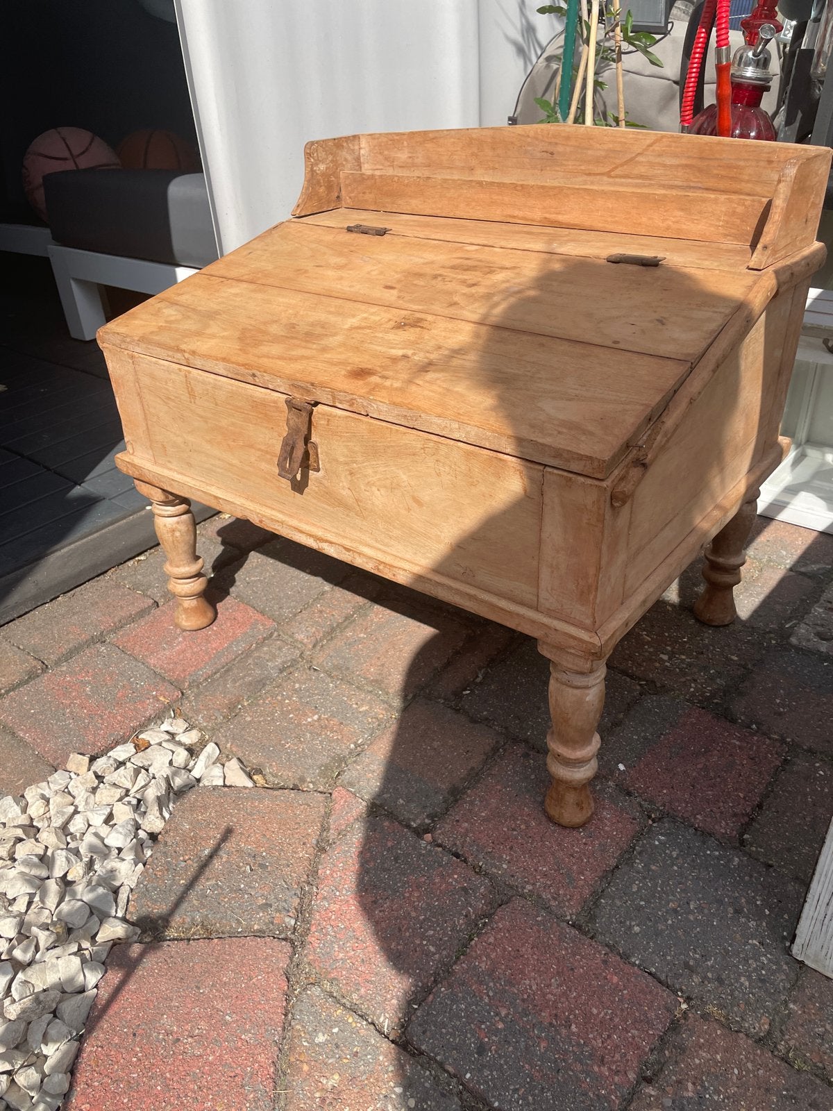 Antieke houten secretaire / bureau met opbergruimte., Antiek en Kunst, Ophalen