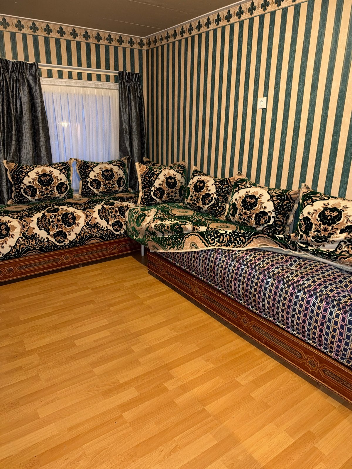 Prachtige Marokkaanse sedari set met houten omlijsting, Huis en Inrichting, Ophalen, Gebruikt, Hout