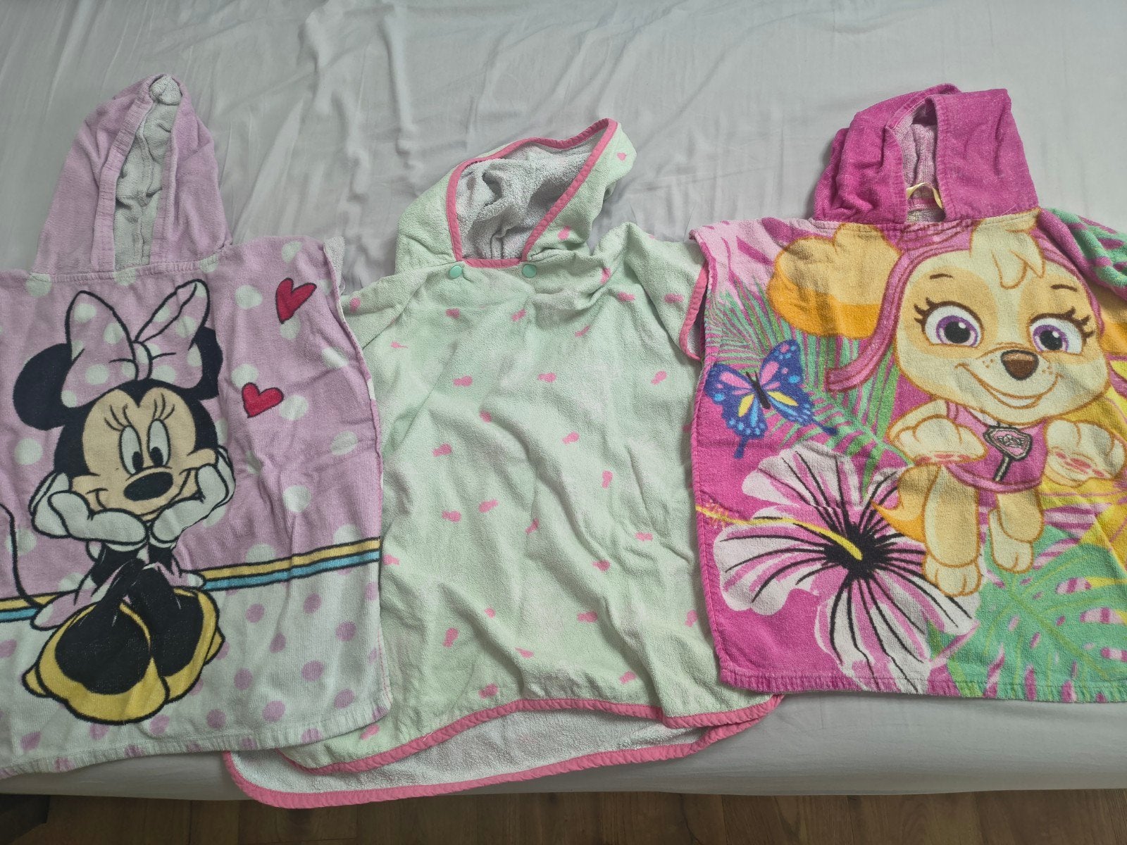 3x Kinder Poncho Handdoeken: Minnie, Paw Patrol & OLAIAN, Ophalen of Verzenden