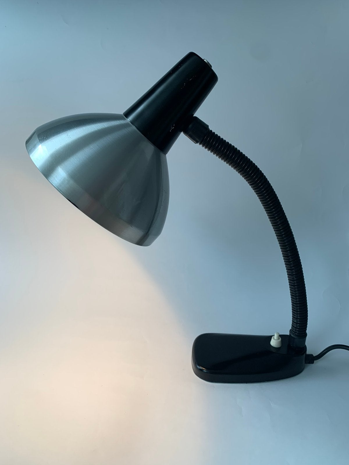 Hala Zeist bureaulamp, Ophalen of Verzenden, Zo goed als nieuw, Bureaulamp, Design