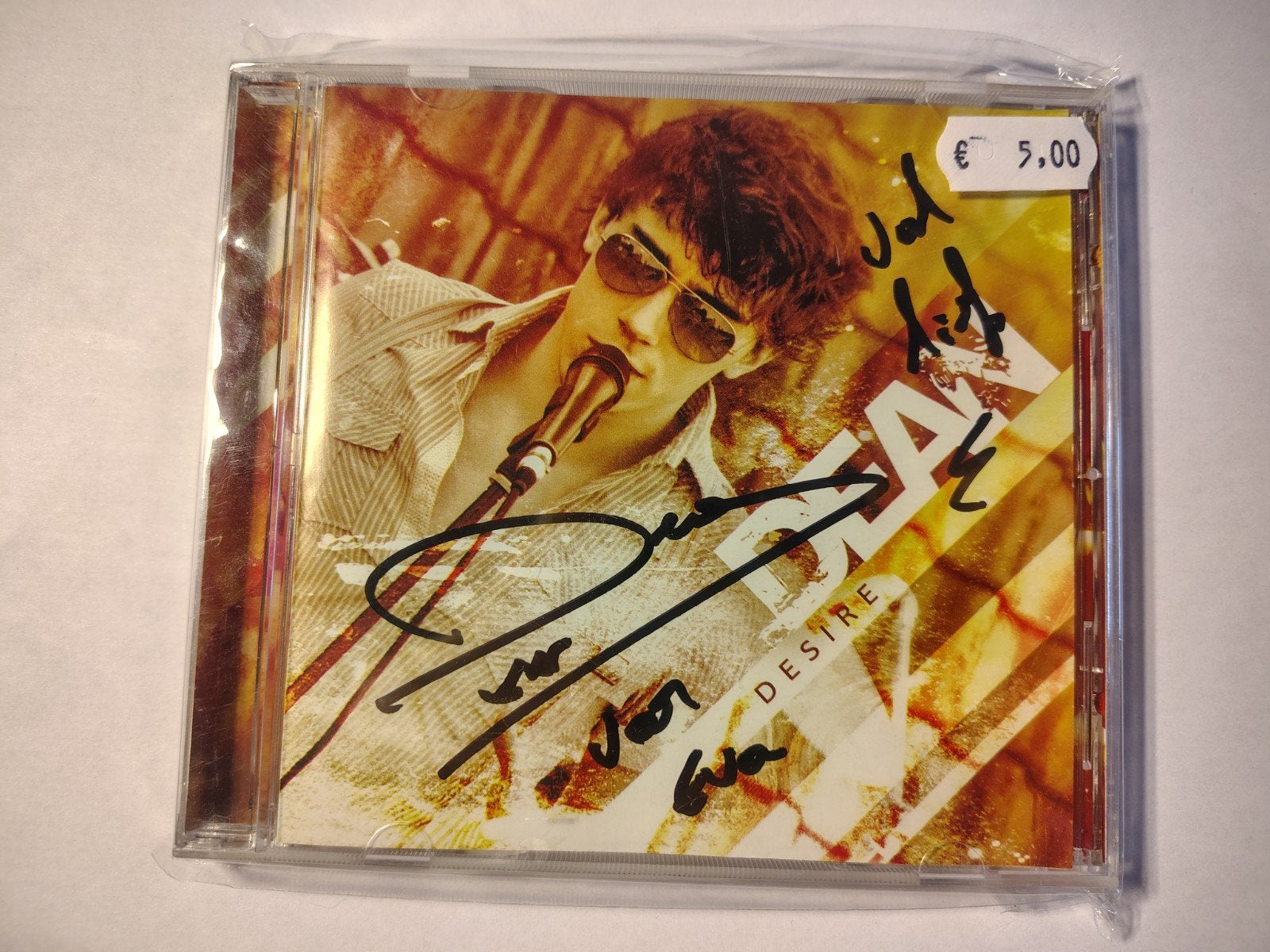 Dean - Desire GESIGNEERD, Ophalen of Verzenden, Zo goed als nieuw