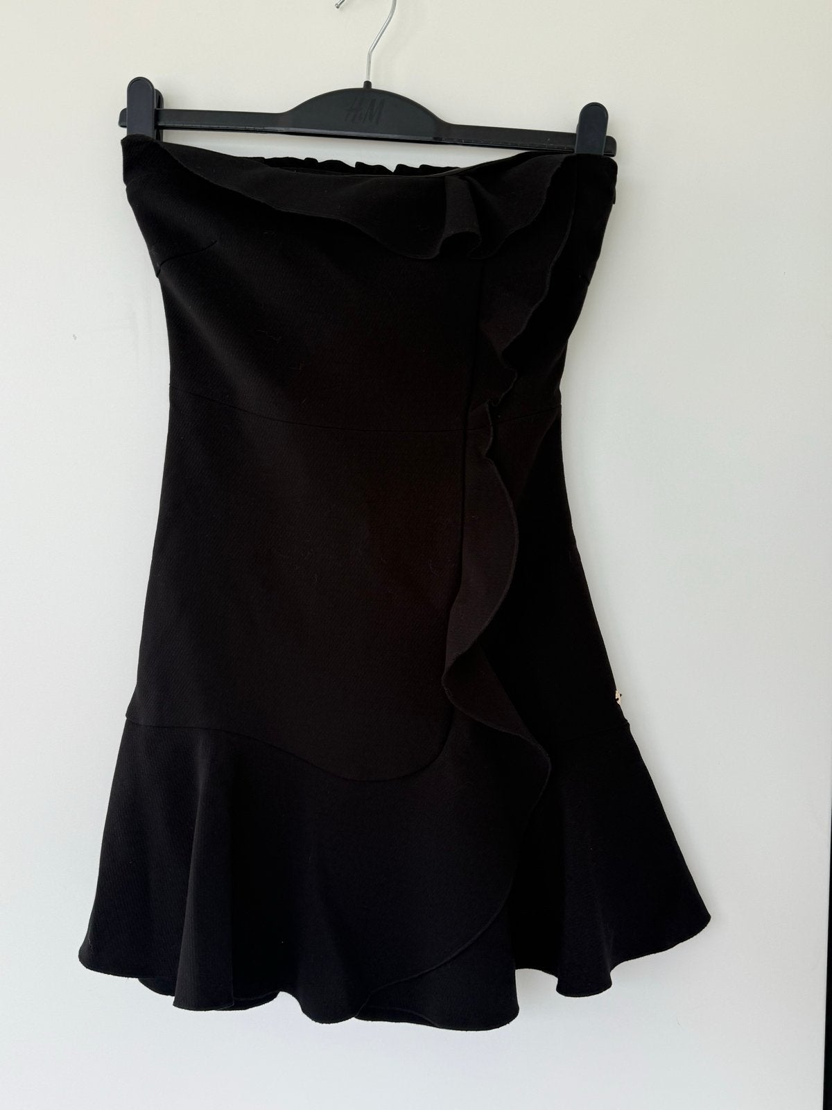 Zwart strapless jurkje met ruches - Josh V Rosas, Kleding | Dames, Verzenden, Zwart, Zo goed als nieuw, Maat 36 (S)