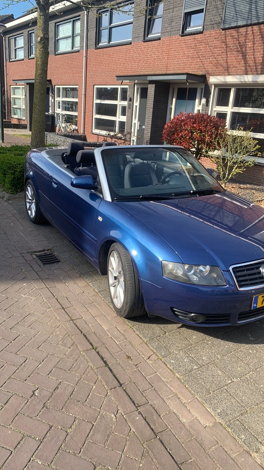 Audi A4 1.8  Turbo 120KW Cabrio 2004 Blauw, Auto's, Audi, Voorwielaandrijving, Stof, 4 cilinders, Cabriolet