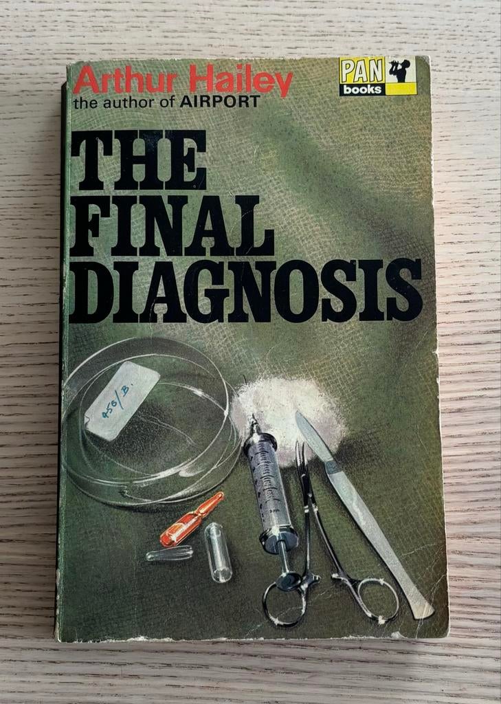 The Final Diagnosis - Arthur Hailey (PAN Books), Boeken, Romans, Gelezen, Europa overig, Ophalen of Verzenden