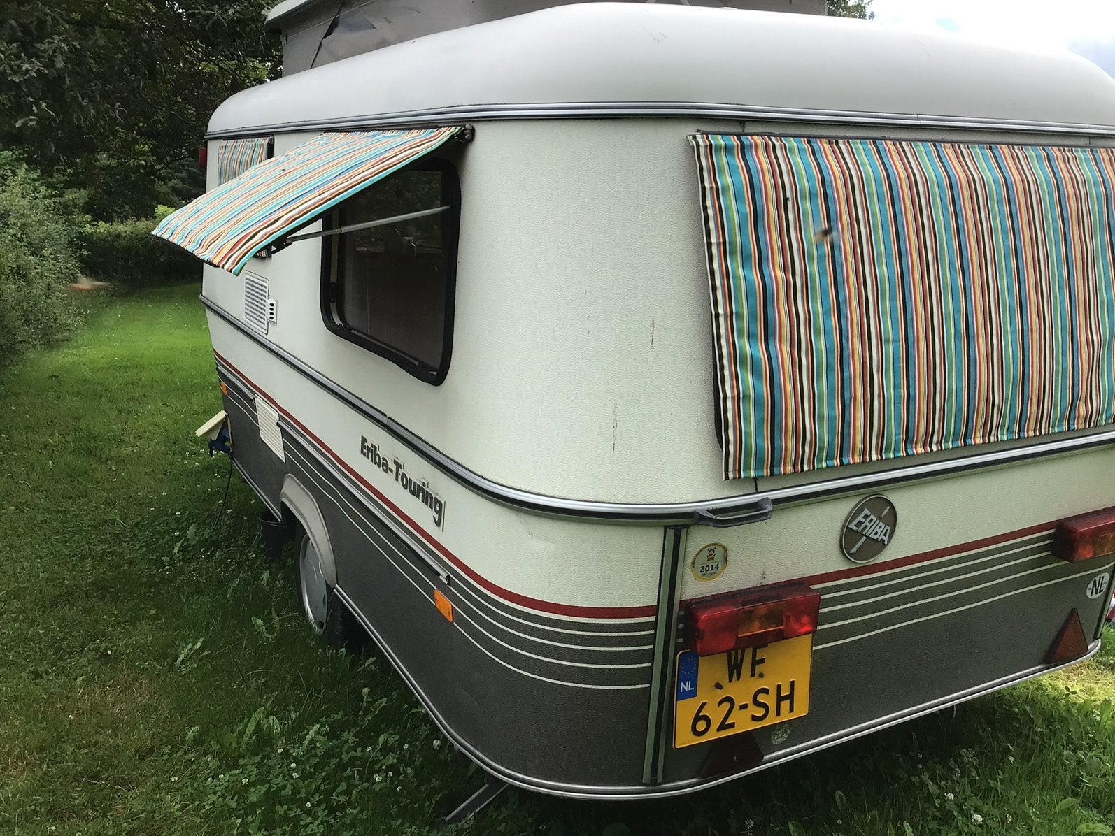 Leuke Eriba triton 420 met Unico voortent uit 1991, Caravans en Kamperen, Standaardzit, Koelkast, Tot en met 2, Particulier
