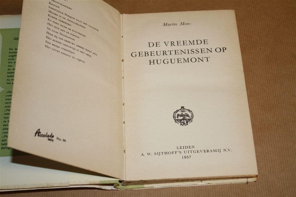 De vreemde gebeurtenissen op Huguemont. Martin Mons., Boeken, Ophalen of Verzenden, Gelezen