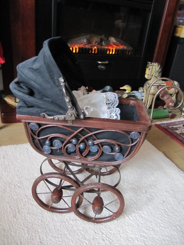 Mooie Oude Koppenwagen met Oud Popje, Ophalen of Verzenden