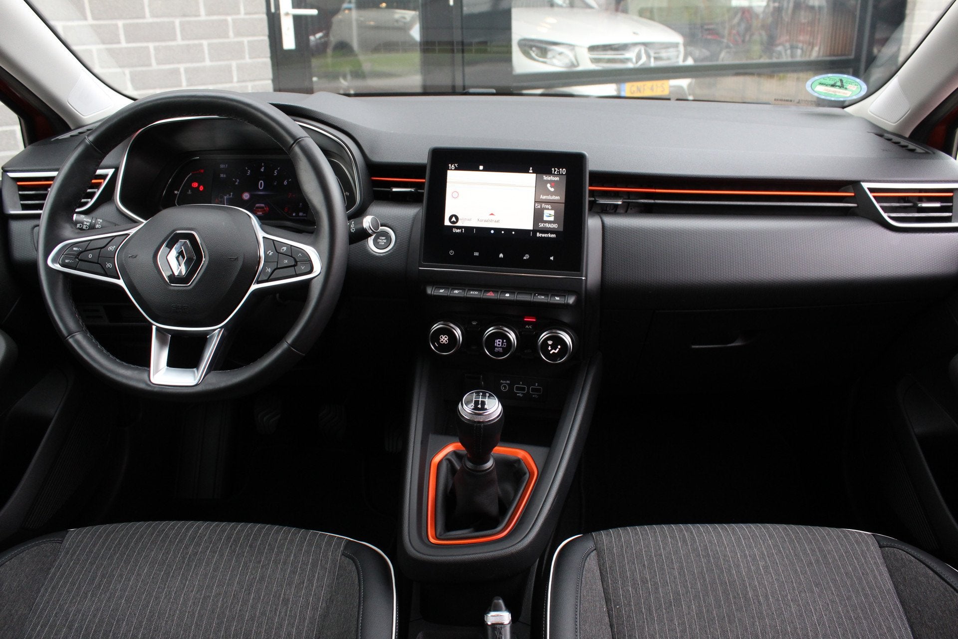 Renault Clio 1.0 TCe Initiale Paris / Carplay / Camera / Key, Auto's, Renault, Voorwielaandrijving, 101 pk, Gebruikt, Met garantie (alle)