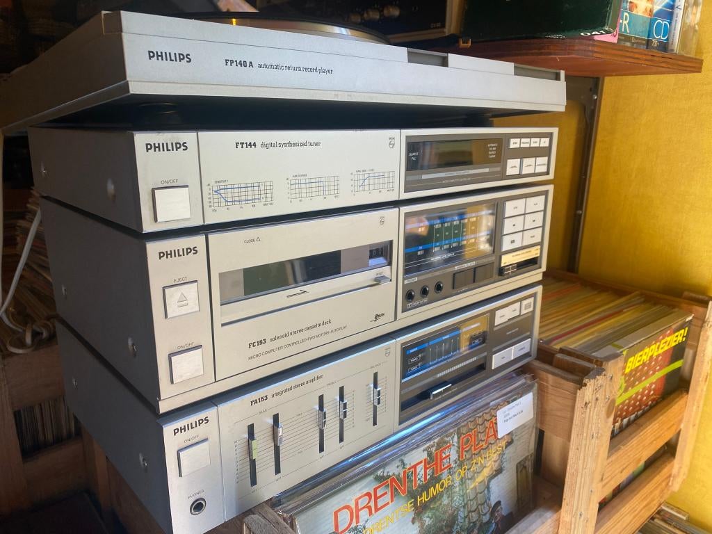 2x Philips stereoset, Philips, Gebruikt, -, Cassettedeck