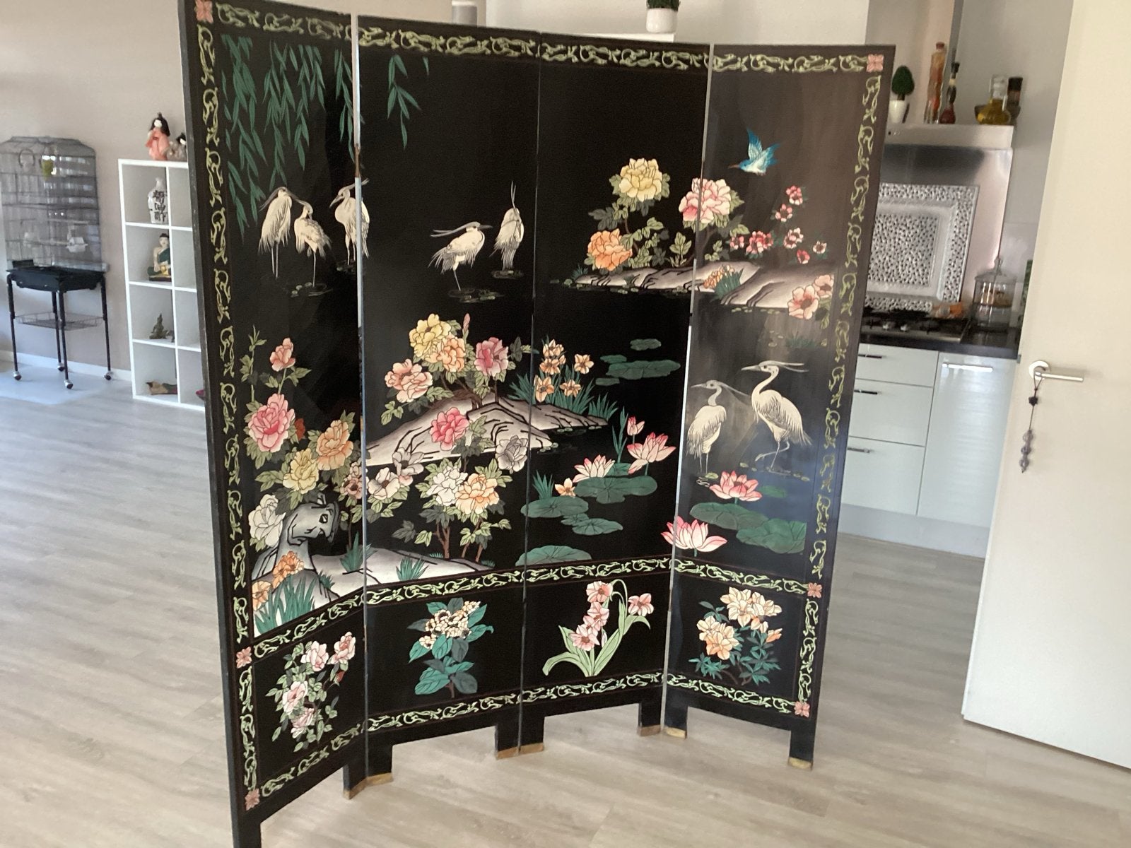 Oud Japans kamerscherm 4-delig met kraanvogels en bloemen, Huis en Inrichting, Woonaccessoires | Kamerschermen, Ophalen, Gebruikt