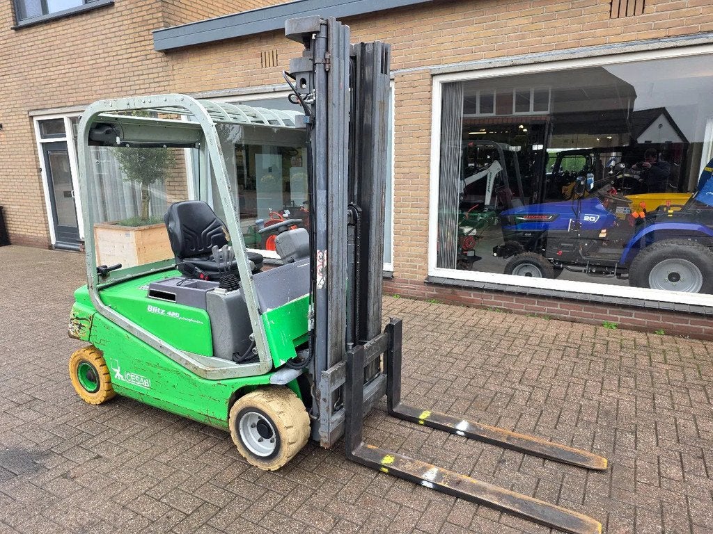 Cesab Blitz 420 bt elektrische heftruck triplo (bj 2001), Zakelijke goederen, Machines en Bouw | Heftrucks en Intern transport