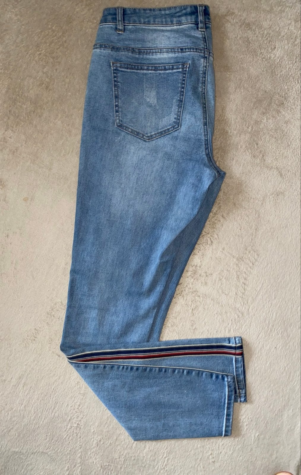 ONLY Carmen Regular Skinny Jeans met zijstrepen W30 L32 zgan, Ophalen of Verzenden, Zo goed als nieuw, Blauw, W30 - W32 (confectie 38/40)