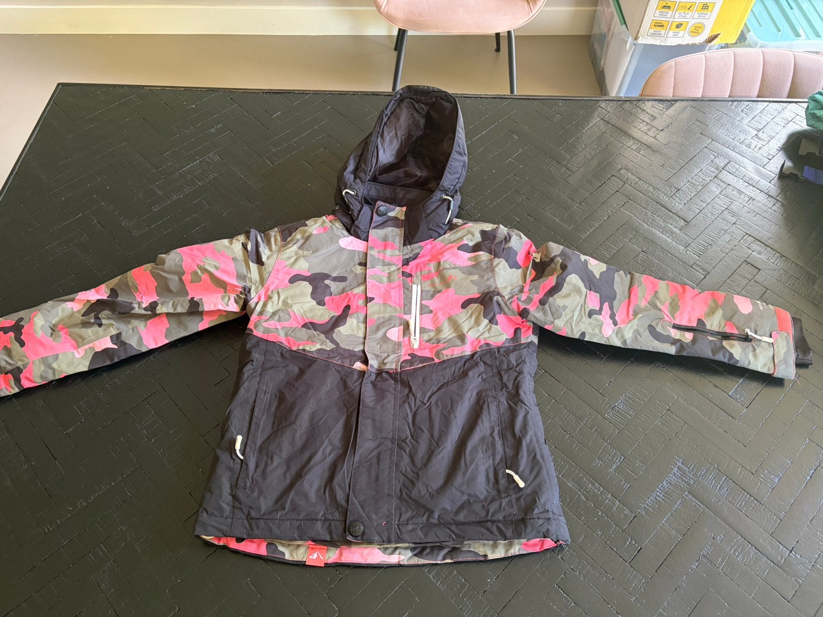 Ski jas mt 140, 100 tot 140 cm, Zo goed als nieuw, Kleding, Ophalen