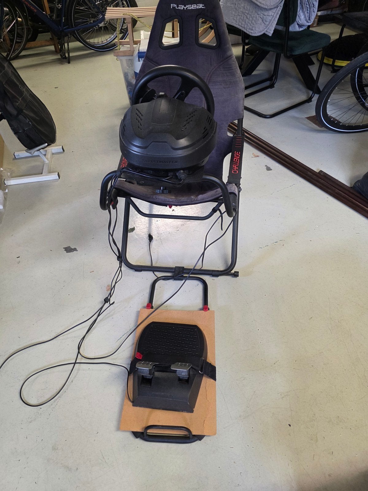 Thrustmaster T300 + Playseat, Ophalen, Racestuur, Gebruikt, PlayStation