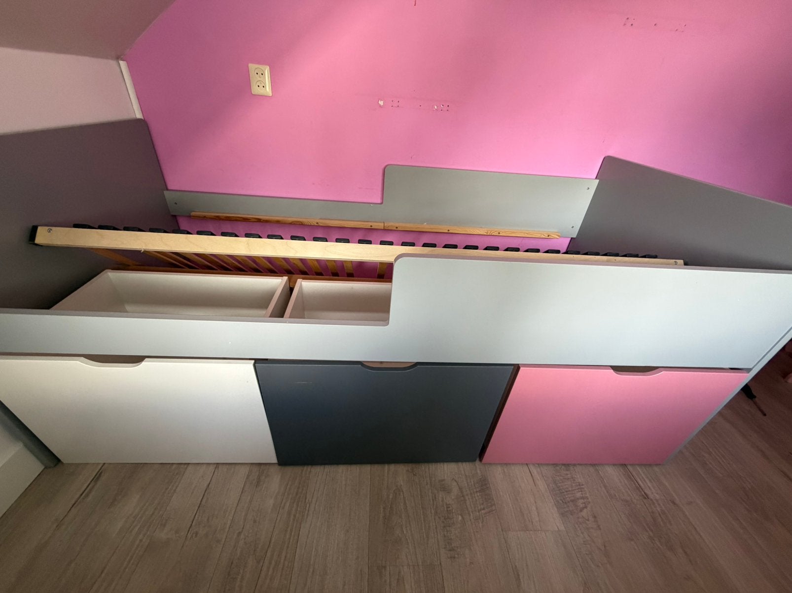 Eenpersoonsbed, Ophalen, 85 tot 100 cm, Gebruikt, Lattenbodem