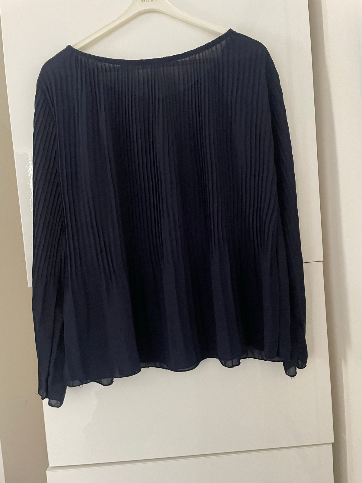 Donkerblauwe plissé blouse, Verzenden, Gedragen, Maat 42/44 (L), Blauw