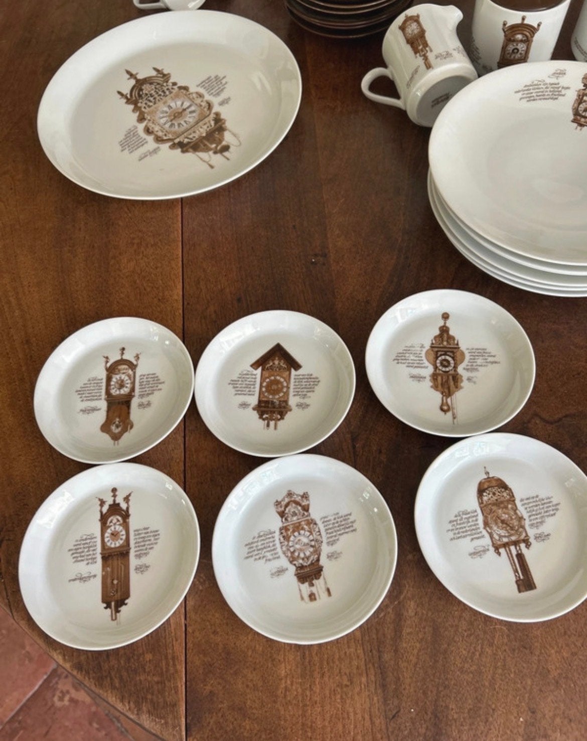 Compleet Koffieservies Nutroma met gebakschaal en bordjes, Overige merken, Vintage, Ophalen of Verzenden, Zo goed als nieuw