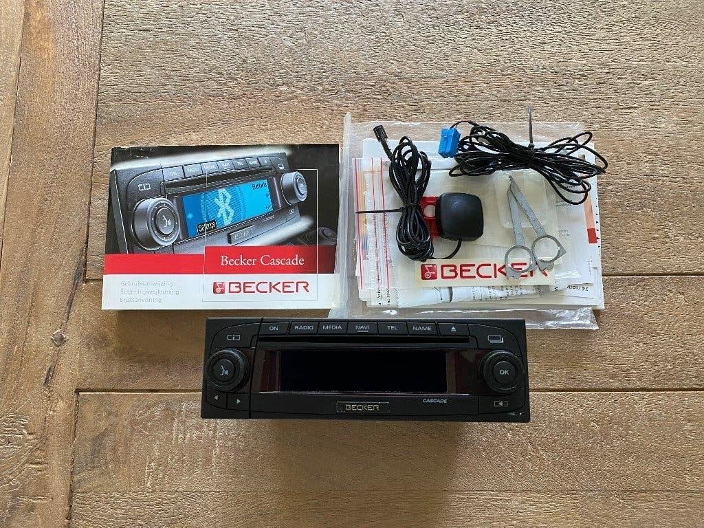 Becker Cascade autoradio, carkit en navigatie, Ophalen of Verzenden, Zo goed als nieuw