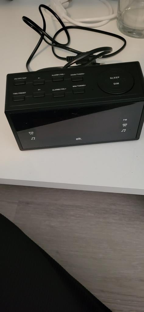OK. Wekkerradio met FM-radio en dubbel alarm, Witgoed en Apparatuur, Wekkers, Ophalen