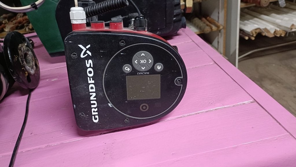 Grundfos MAGNA3 25-40 180 circulatiepomp – cv / verwarming, Ophalen, Gebruikt, Minder dan 30 cm, Overige typen