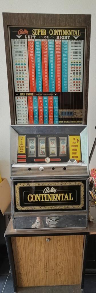 Continental gokkast., Verzamelen, Automaten | Gokkasten en Fruitautomaten, Euro, Ophalen, Gebruikt