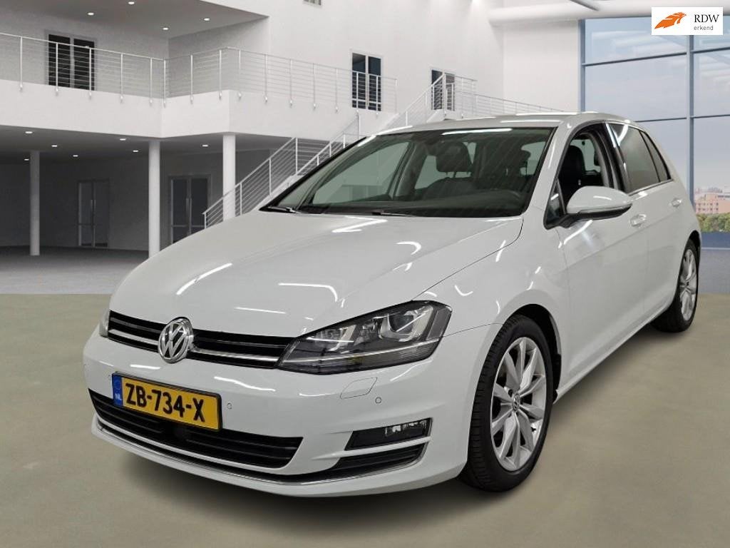 Volkswagen Golf 1.4 TSI ACT Connected Series / Auto rijdt pr, Gebruikt, Euro 6, 4 cilinders, 150 pk