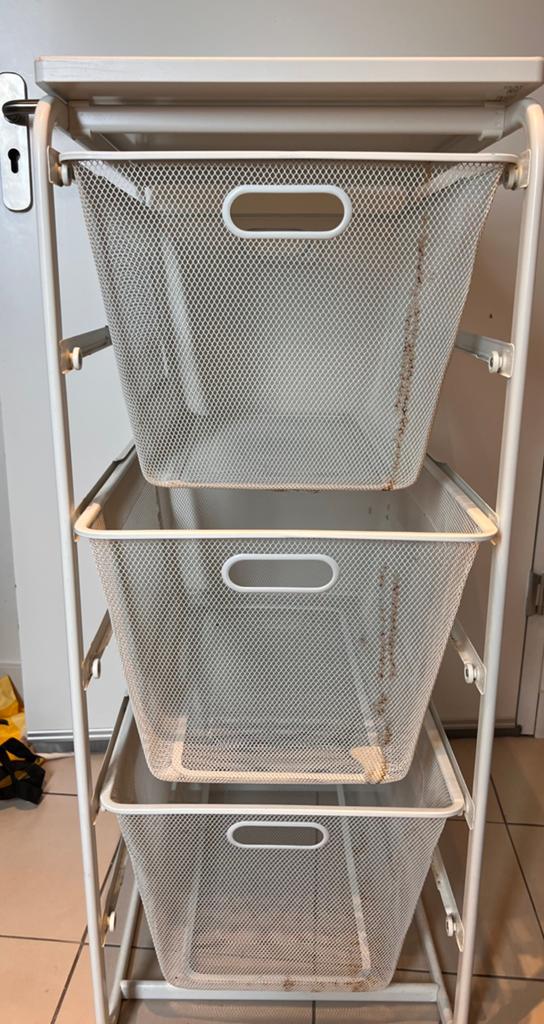 Ikea kastje met draad mandjes voor washok of dergelijke, Ophalen, Gebruikt