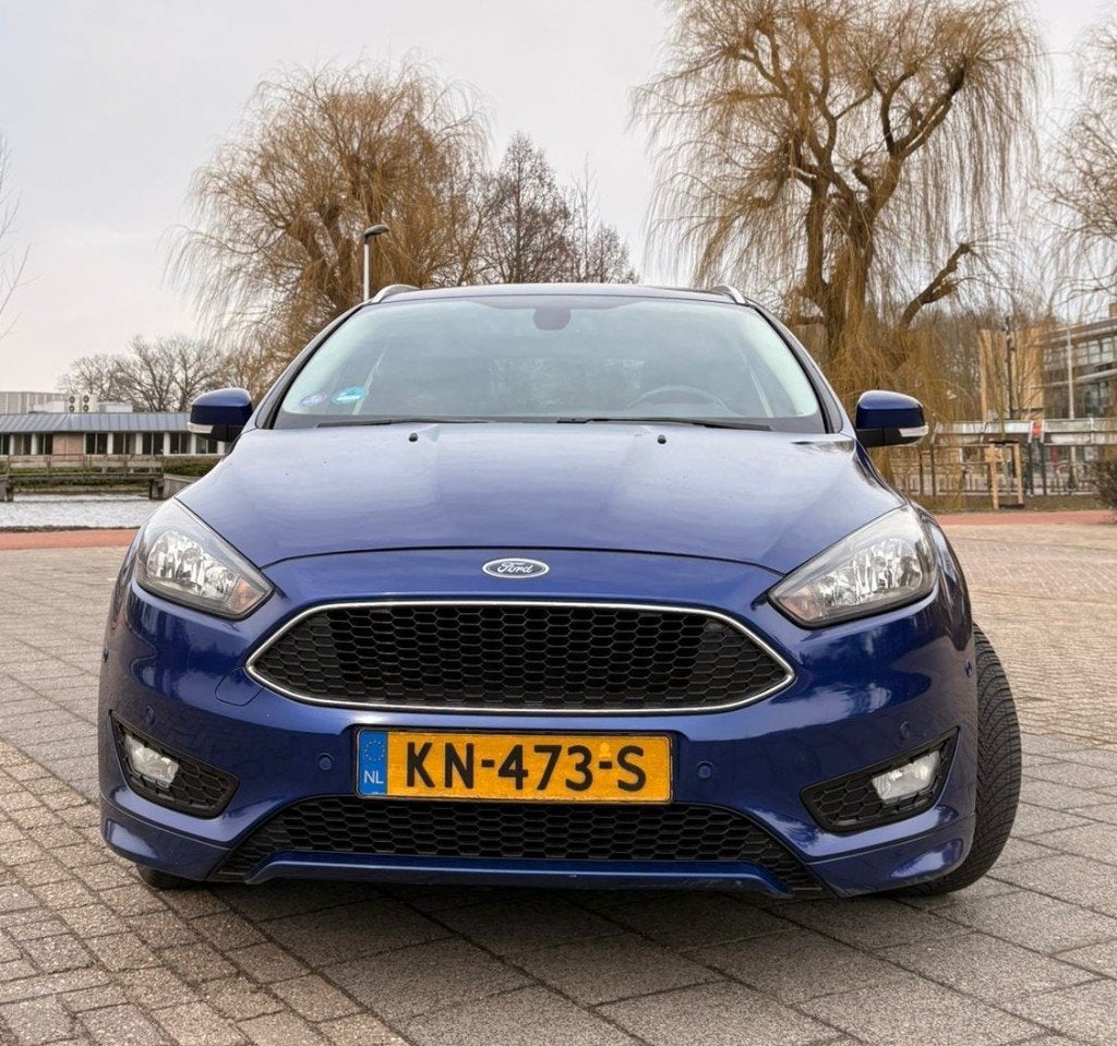 Ford Focus 1.0 Ecoboost Titanium 125pk 2016 Blauw, Blauw, Origineel Nederlands, Handgeschakeld, 1216 kg