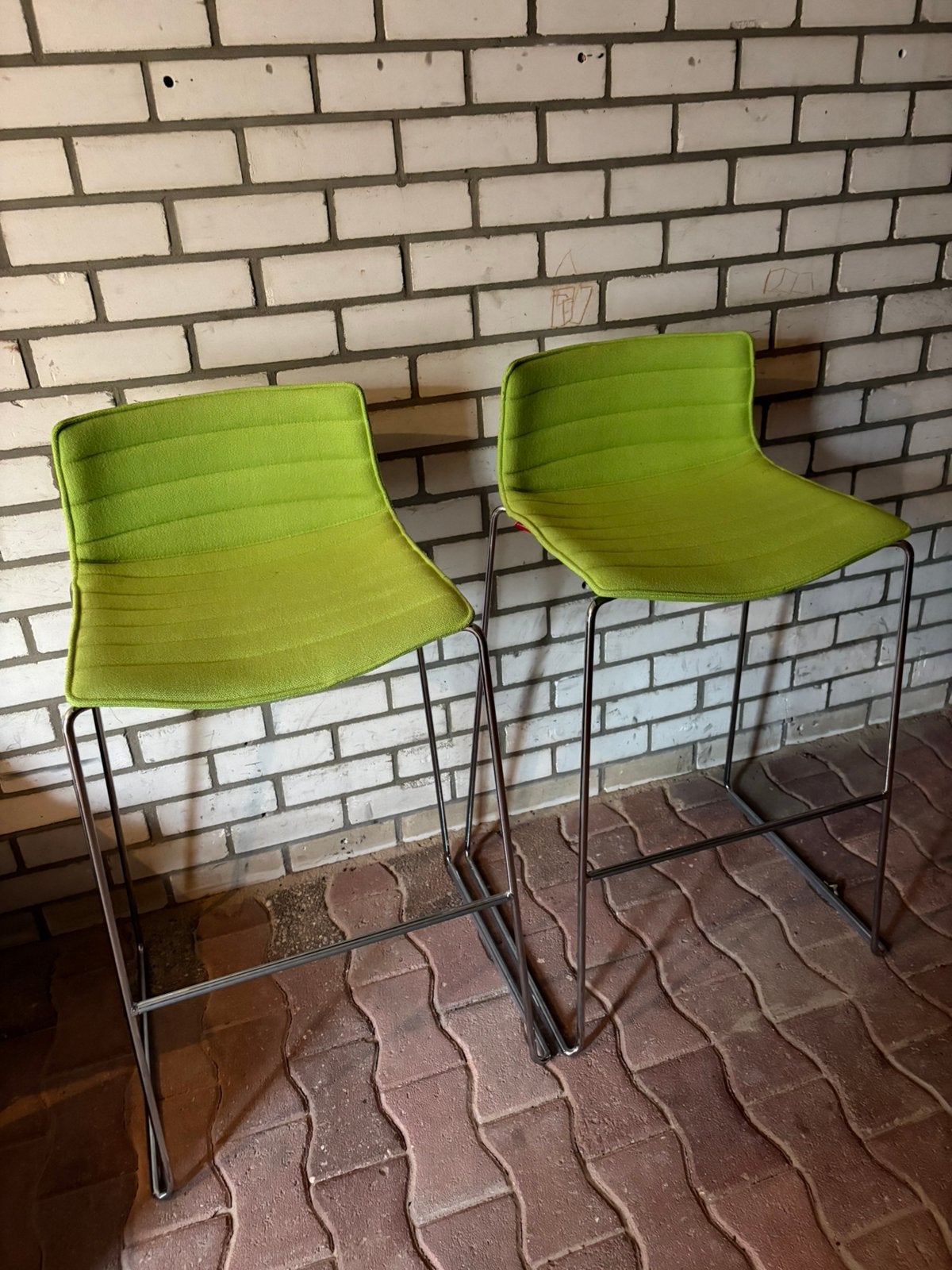 Barkruk Arper Catifa/ italiaans design, Ophalen, 60 tot 90 cm, Zo goed als nieuw, Metaal