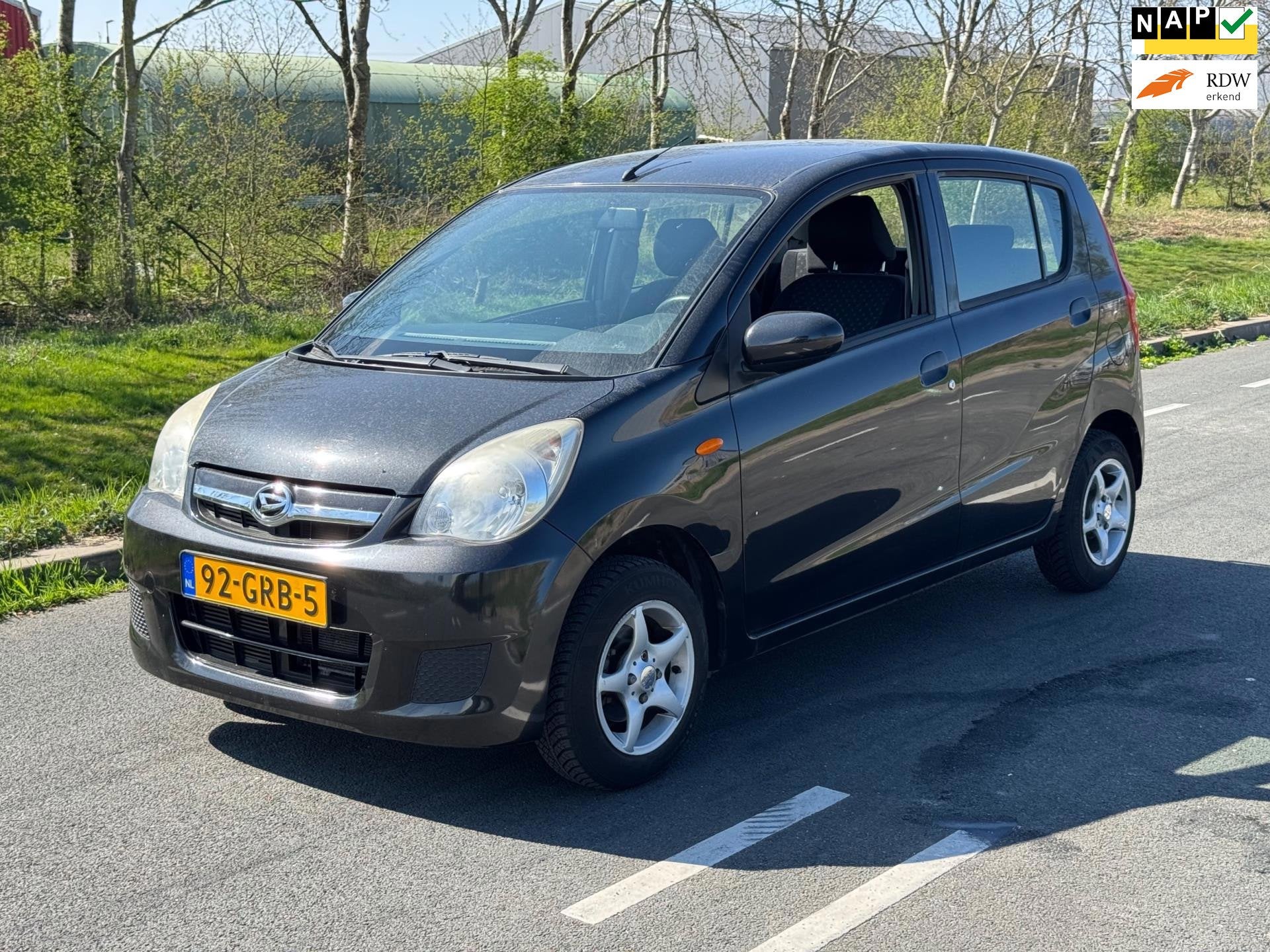 Daihatsu Cuore 1.0 Premium / AIRCO / AUTOMAAT / NAP, Auto's, 18 €/maand, 4 stoelen, Cuore, Zwart