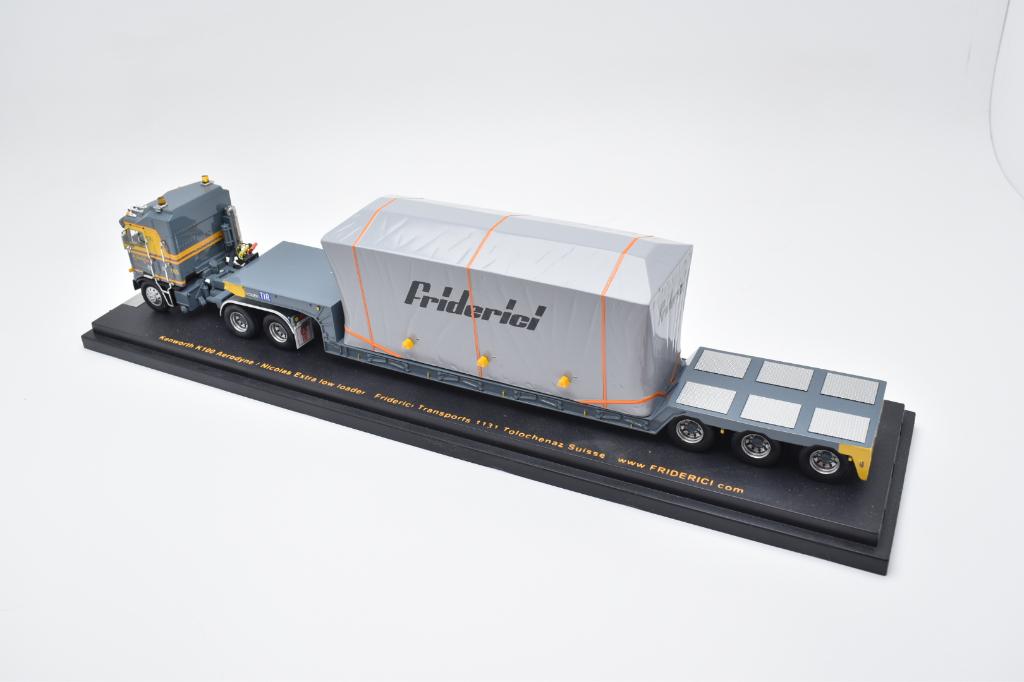 Kenworth K100 Aerodyne-Nicolas low loader 1:50 ScaleMasters, Hobby en Vrije tijd, Modelauto's | 1:50, Ophalen, Gebruikt, Bus of Vrachtwagen