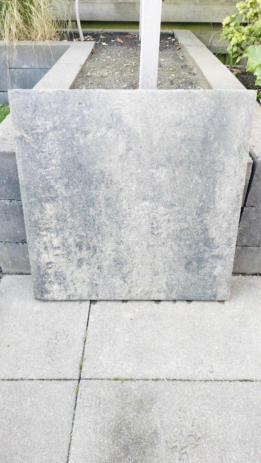 Terrastegel Grezzo 60x60x4 cm - 6 stuks, Ophalen of Verzenden, Zo goed als nieuw, Beton, Terrastegels