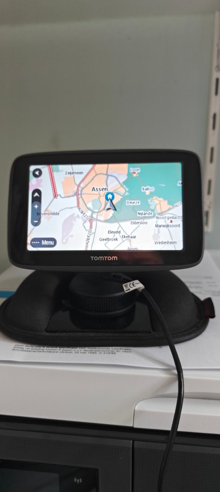 TomTom GO 5200 navigatiesysteem met wereldkaarten, Ophalen of Verzenden, Zo goed als nieuw