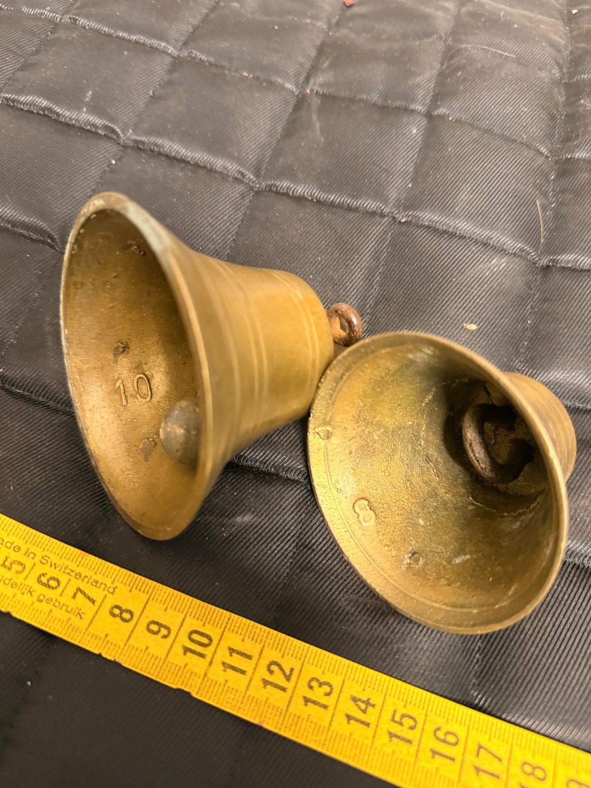 Set van 2 antieke bronzen bellen, koeienbellen, Ophalen