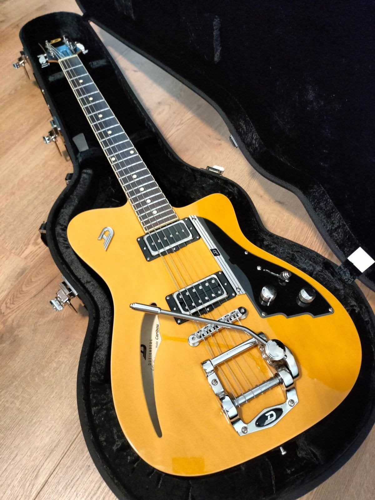 Duesenberg Caribou Butterscotch, Ophalen, Zo goed als nieuw, Solid body, Overige merken