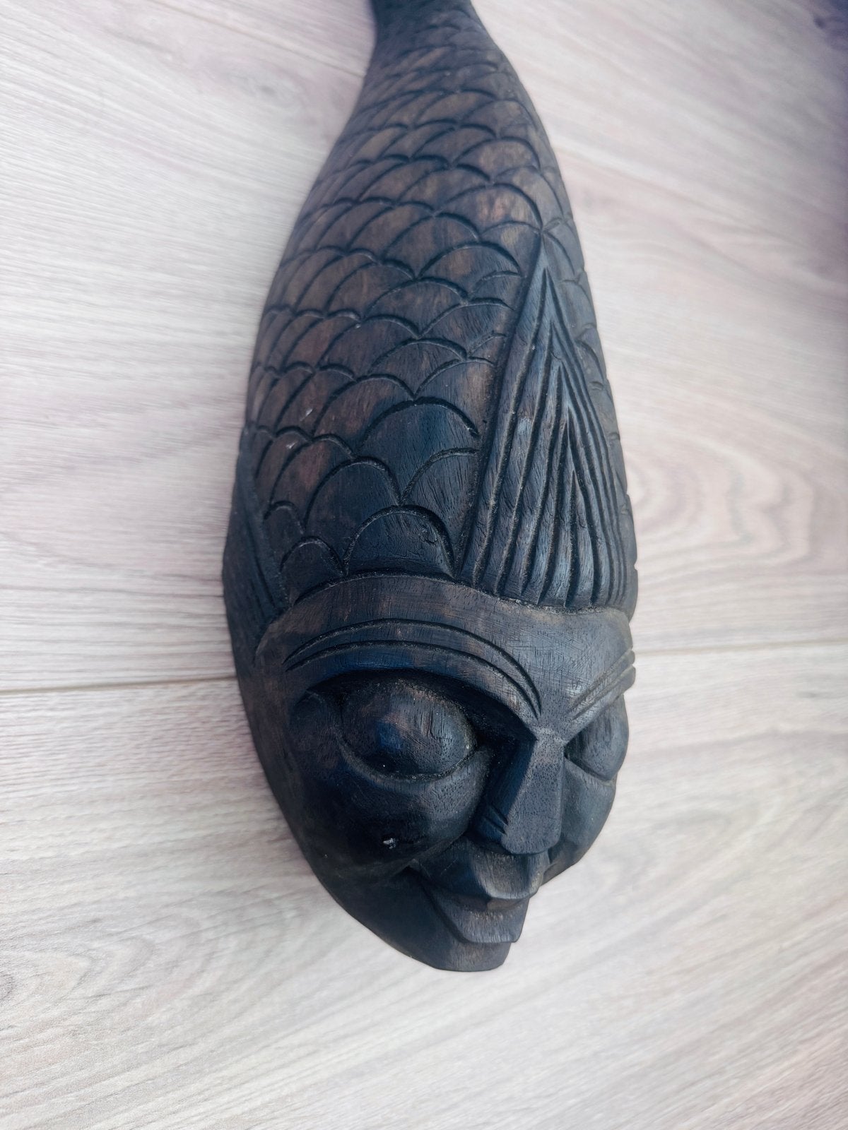 Handgesneden houten vis met menselijk gezicht, Ophalen of Verzenden