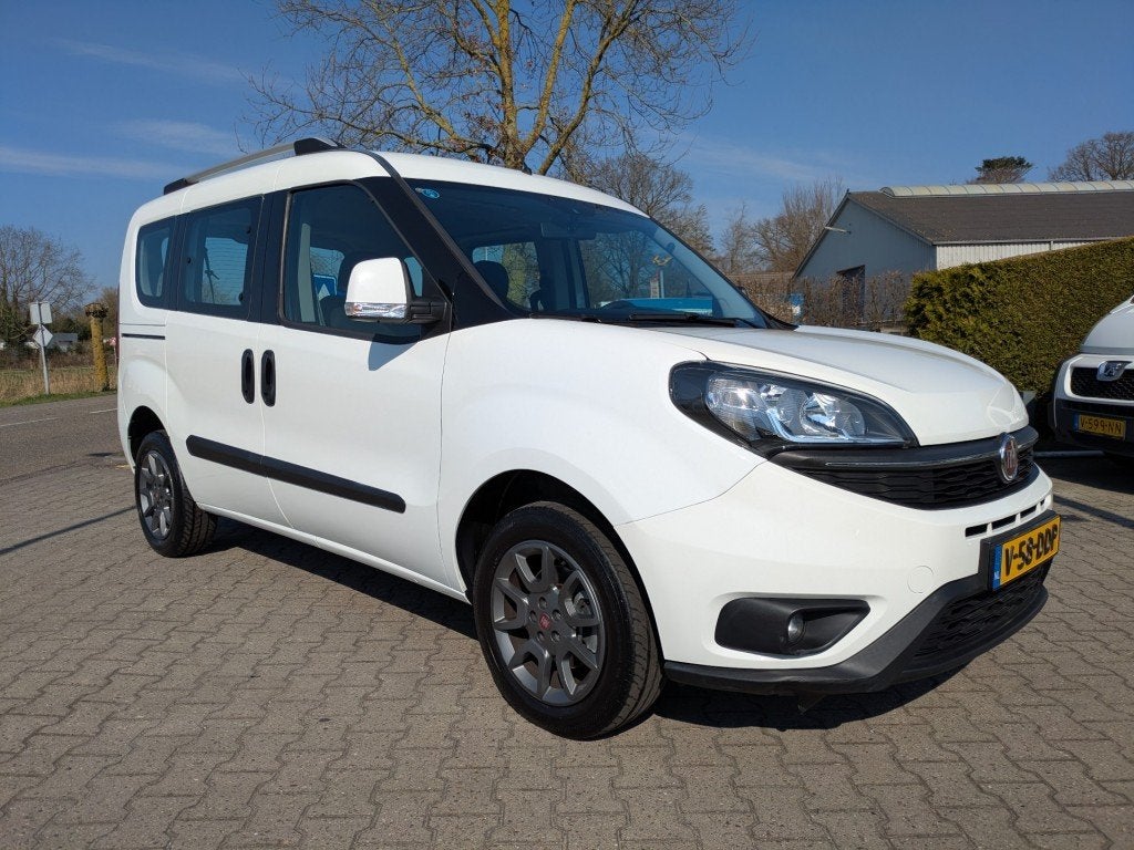 Fiat Doblò 1.3 MultiJet 5 Persoons I Carplay I Cruise I Air, Gebruikt, Met garantie (alle), Wit, Bedrijf
