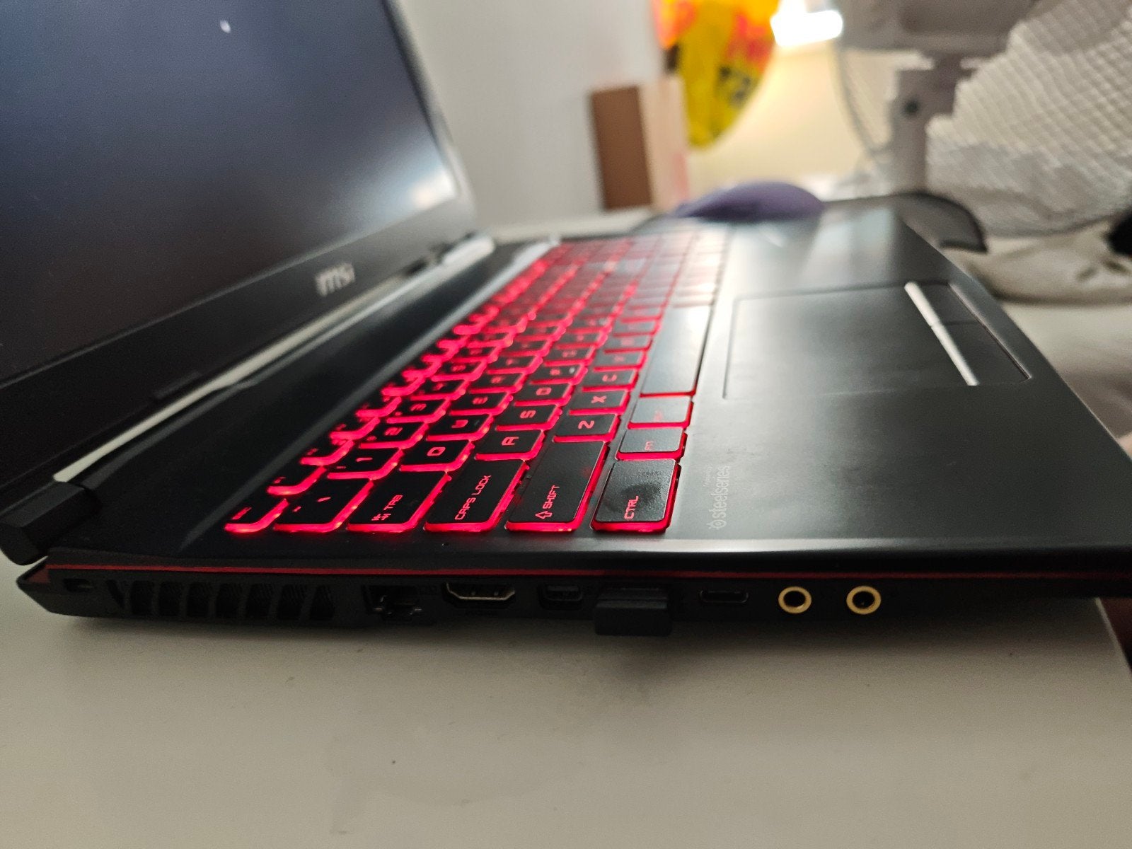 MSI GL63 8RE, Computers en Software, Windows Laptops, Gebruikt, Met videokaart, 2 tot 3 Ghz, Intel® Core™ i7 