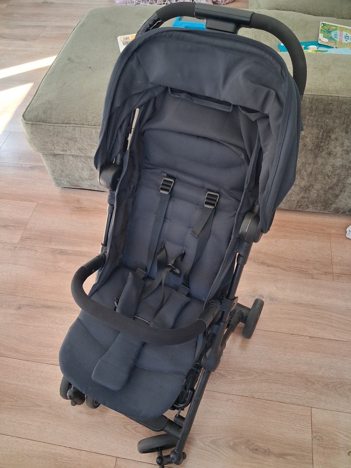 Maxi Cosi Lara 2 buggy - Compact en lichtgewicht, Ophalen of Verzenden, Zo goed als nieuw, Kinderwagen, Maxi-Cosi