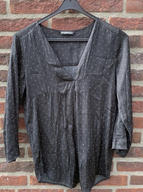 Stradivarius / Blouse T- Shirt / Maat M / 38 / Weinig gedrag, Kleding | Dames, Blouses en Tunieken, Maat 38/40 (M), Zwart, Ophalen of Verzenden