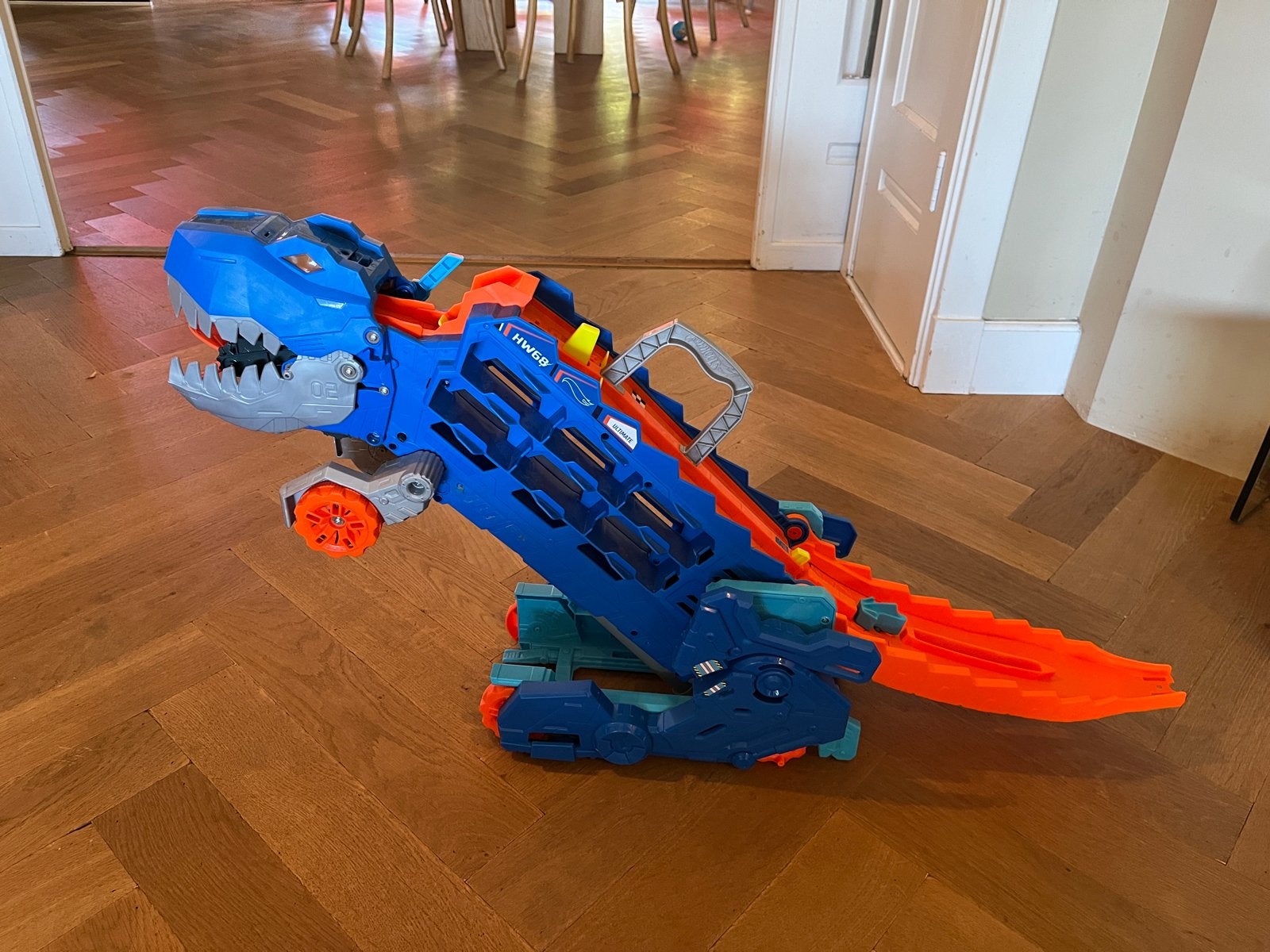 Hot Wheels T-Rex Ultimate transporter, Ophalen of Verzenden, Zo goed als nieuw